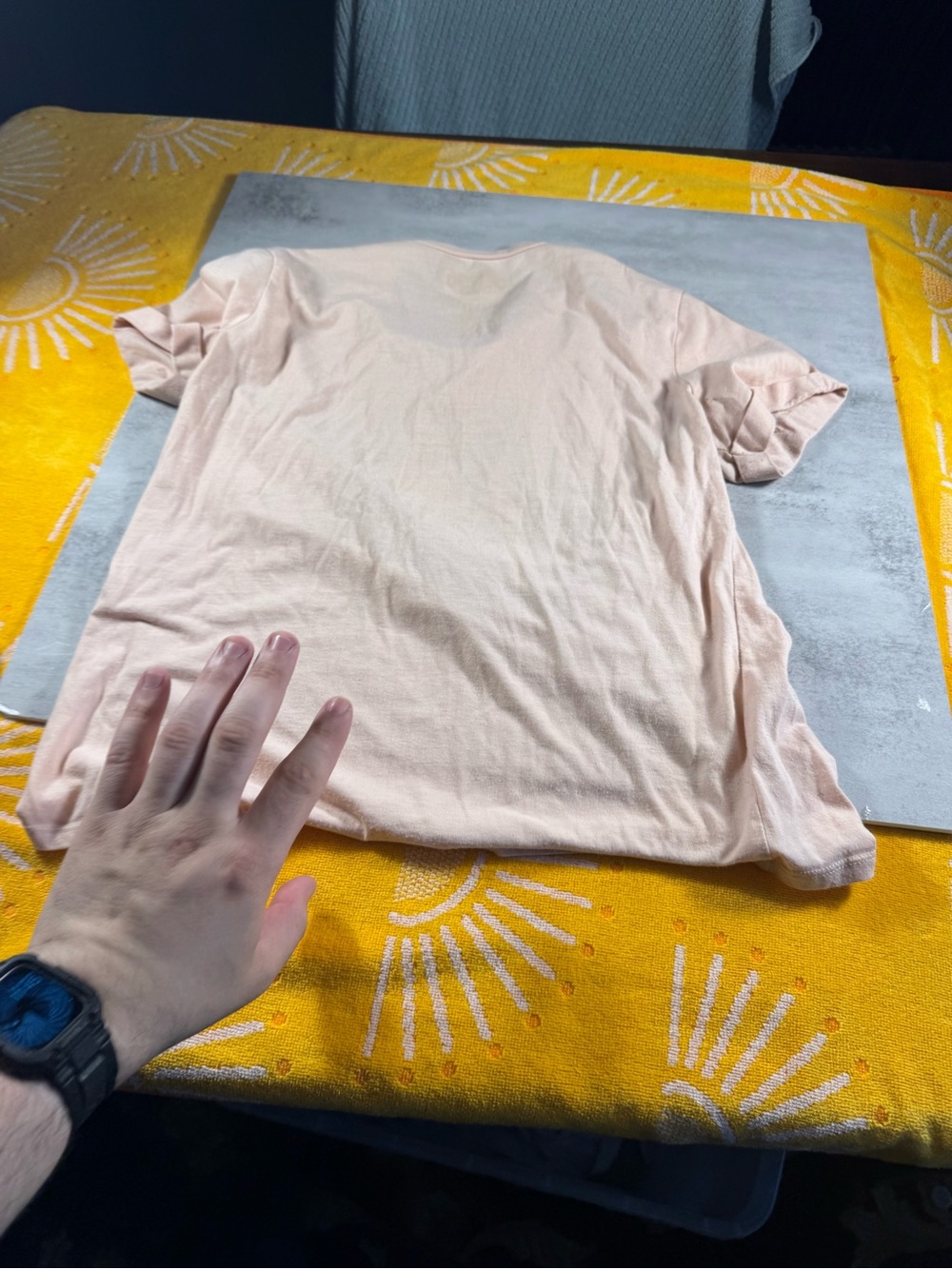 The Beatles Denizen by Levi’s Distressed Band Shirt Womens Size  M  Peach Pink - Picture 3 of 5